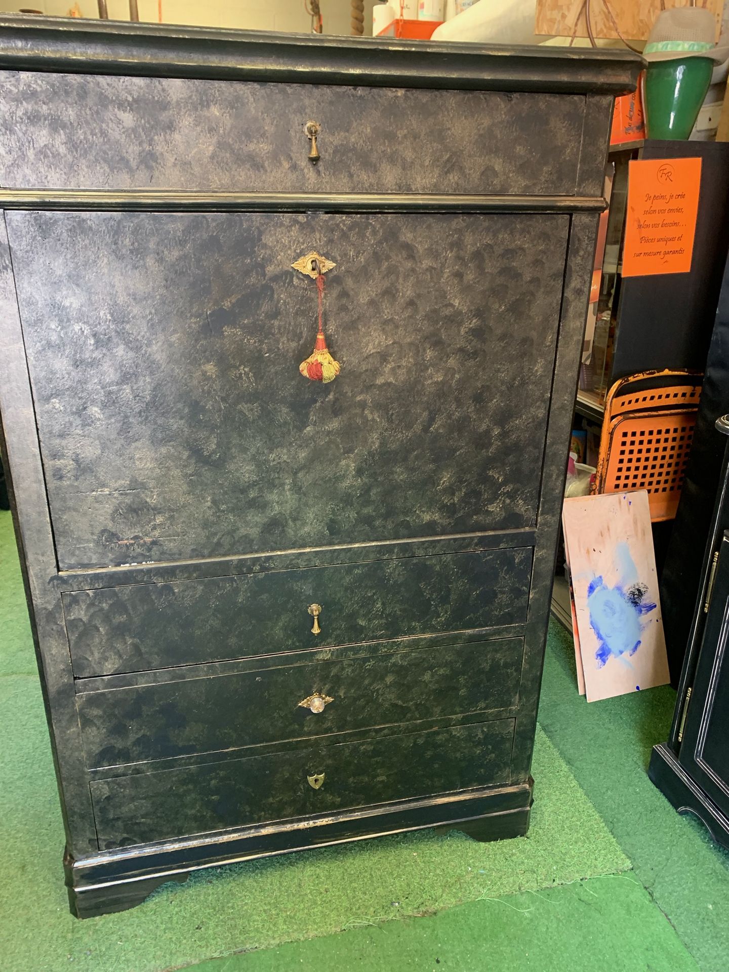 Transformation d'un meuble ancien avec effet matière